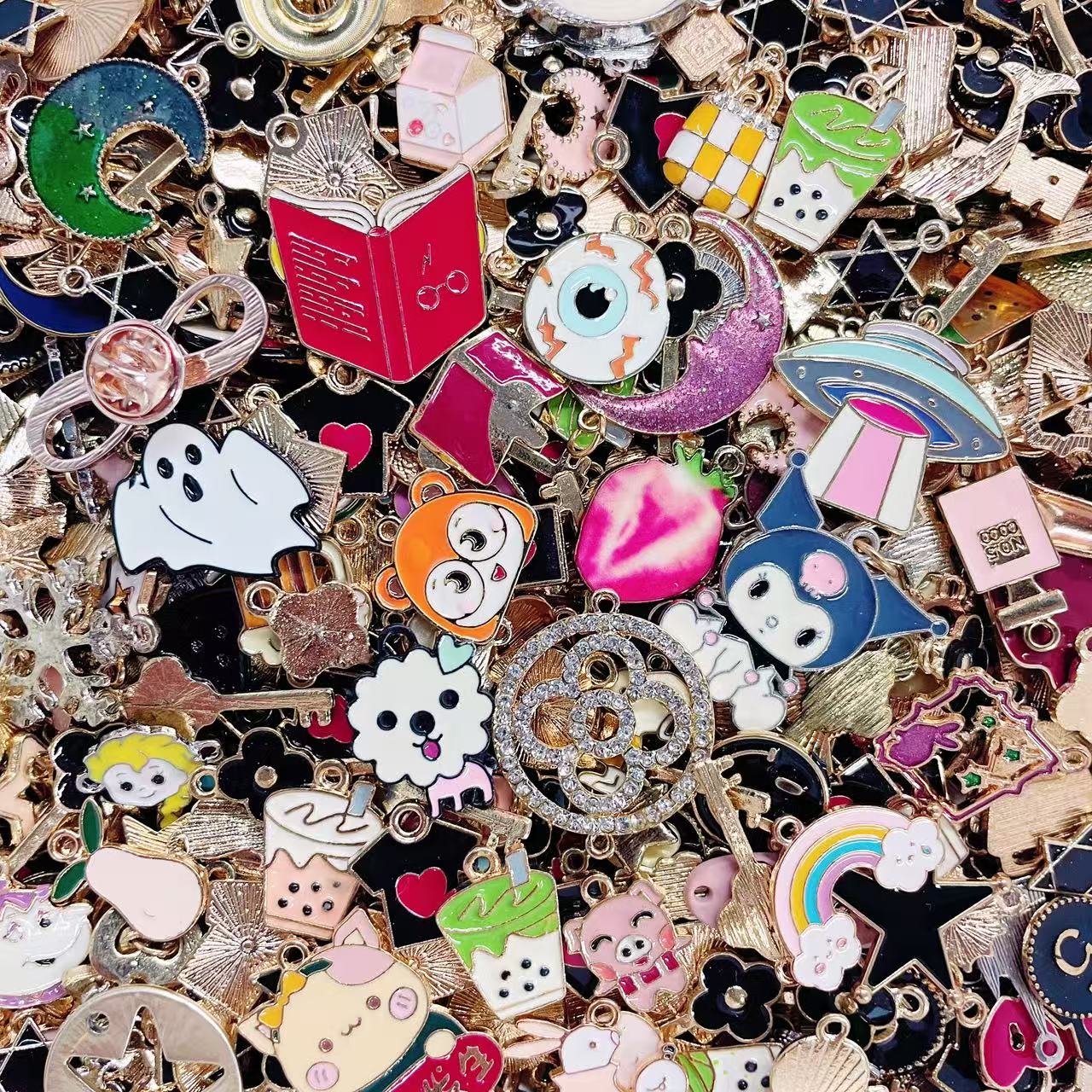 Lucky Alloy Hand Painted Pendant--bubu diy shop