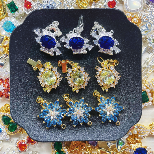 Lucky Alloy Pendant--bubu diy shop