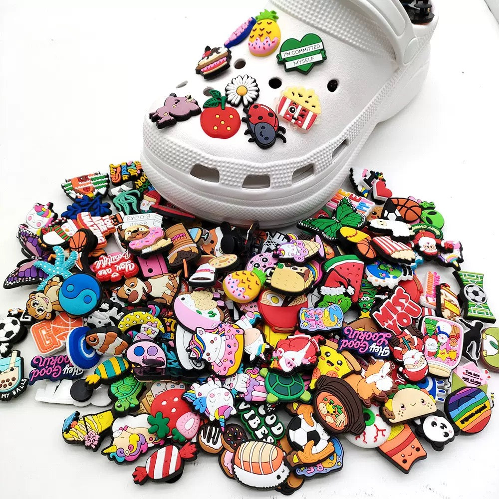 New!! Crocs charms(come with shoe)--bubu diy shop