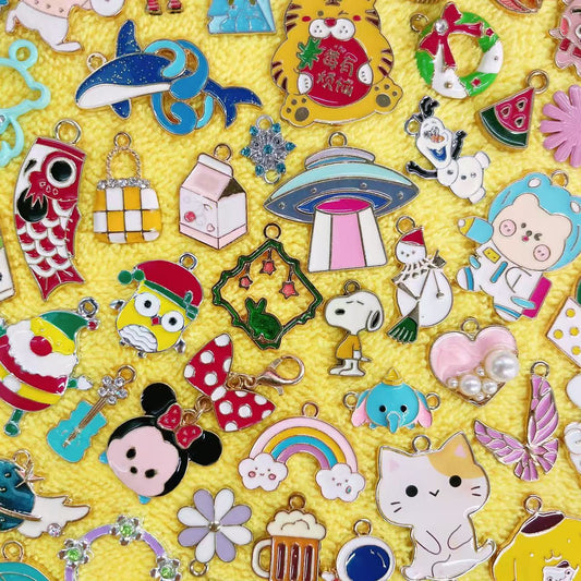 Lucky Alloy Hand Painted Pendant--bubu diy shop